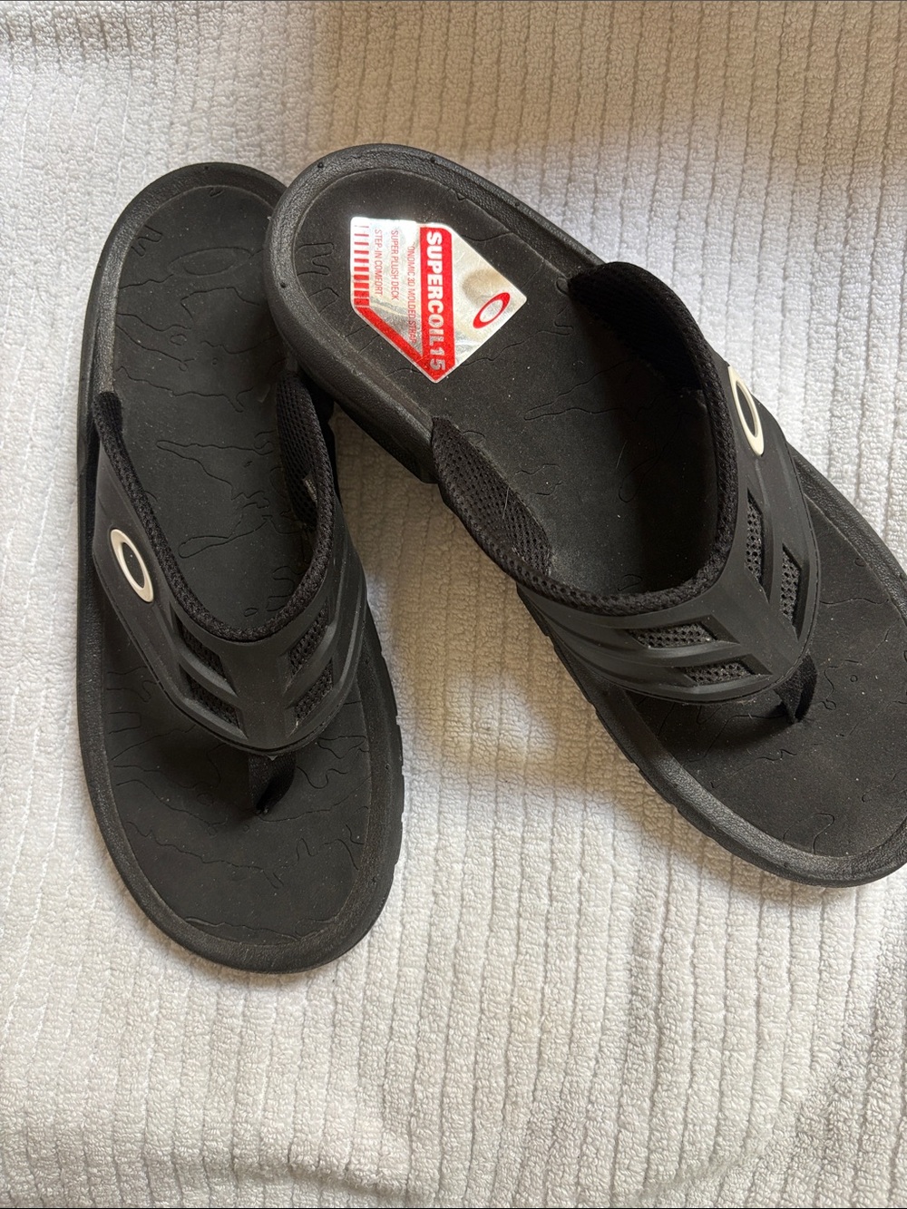 Oakley Black Mens Flip Flop Sandals with White Logo